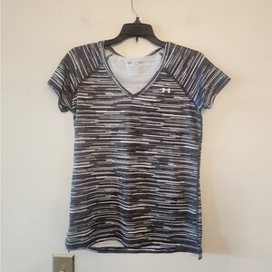 Under Armour heat gear fitted black grey shirt size womens small